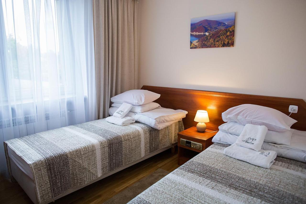 Dw Halicz Hotel Солина Екстериор снимка