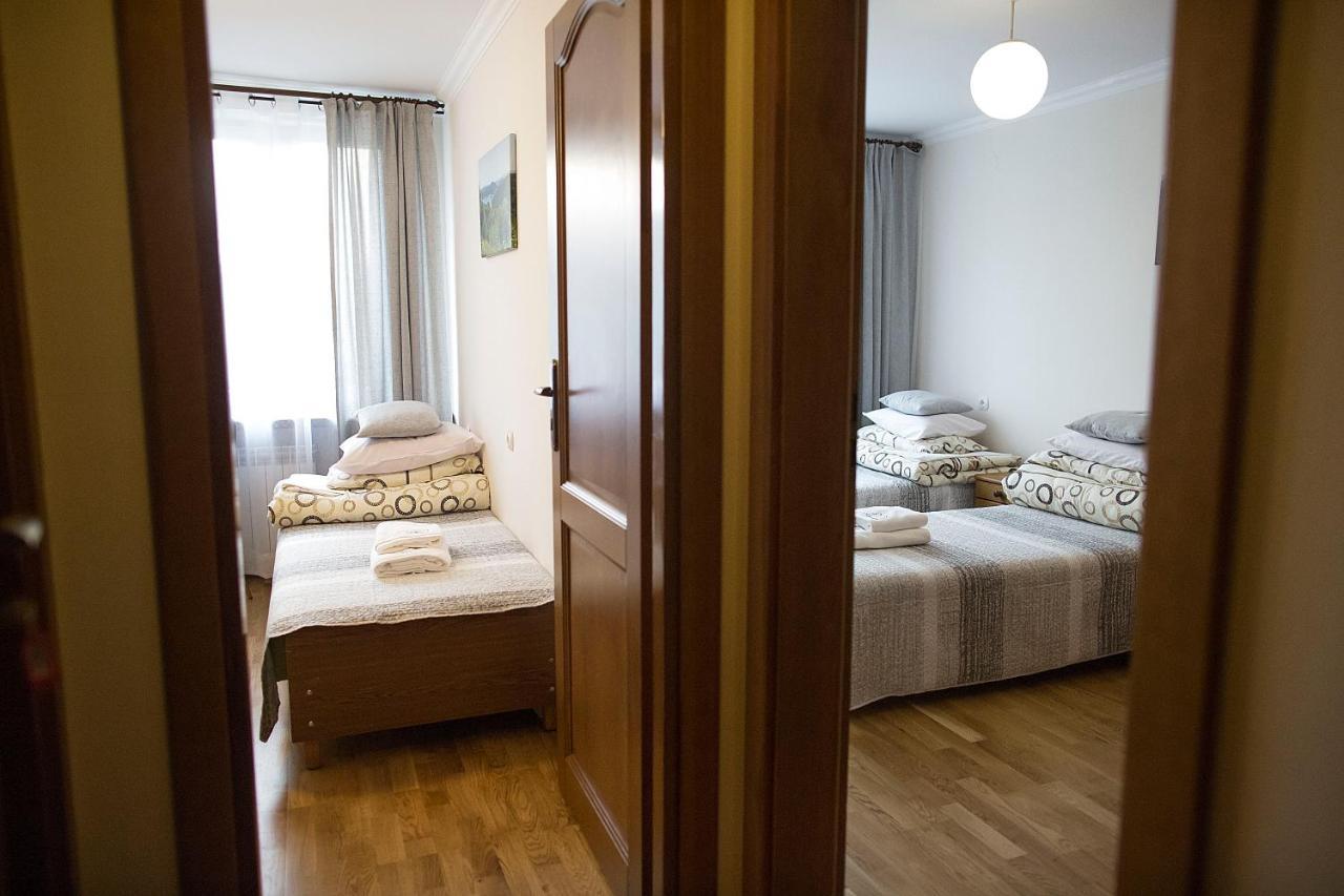 Dw Halicz Hotel Солина Екстериор снимка