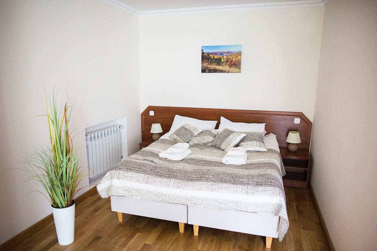Dw Halicz Hotel Солина Екстериор снимка