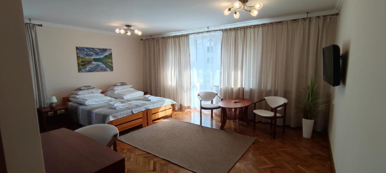 Dw Halicz Hotel Солина Екстериор снимка