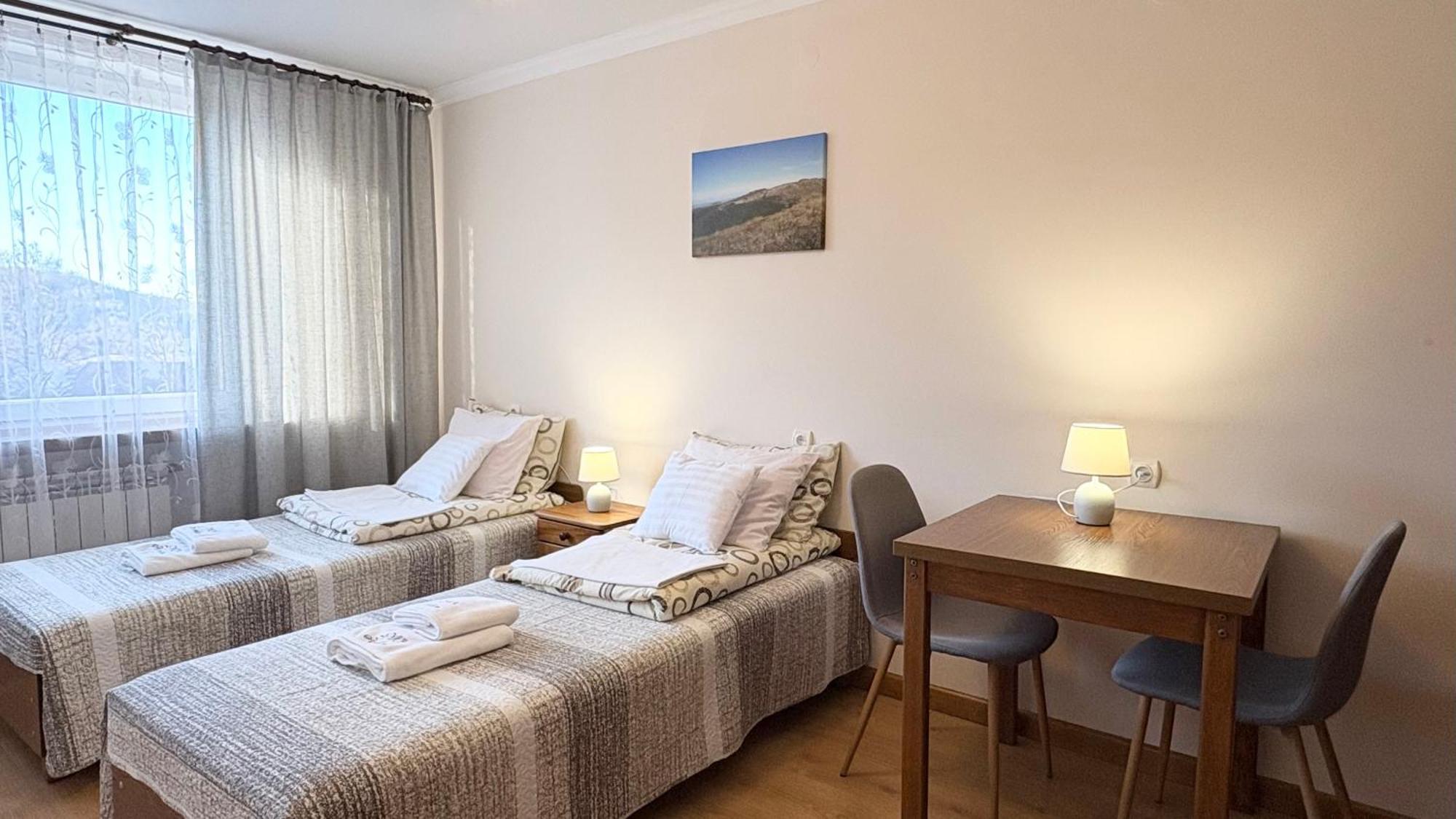 Dw Halicz Hotel Солина Екстериор снимка